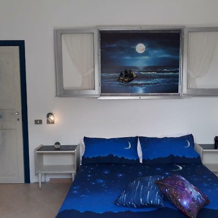 Apartamento Al 101...Sogni... Villa San Pietro Exterior foto