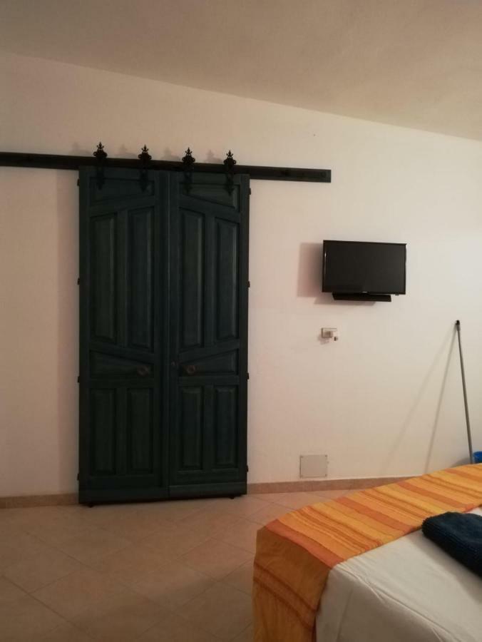 Apartamento Al 101...Sogni... Villa San Pietro Exterior foto